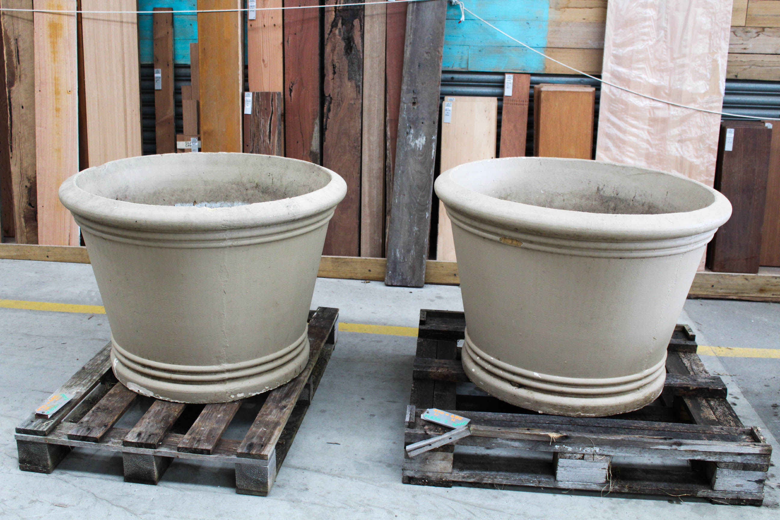 Oversized Plant Pots Renovators Paradise Oversized Plant Pots