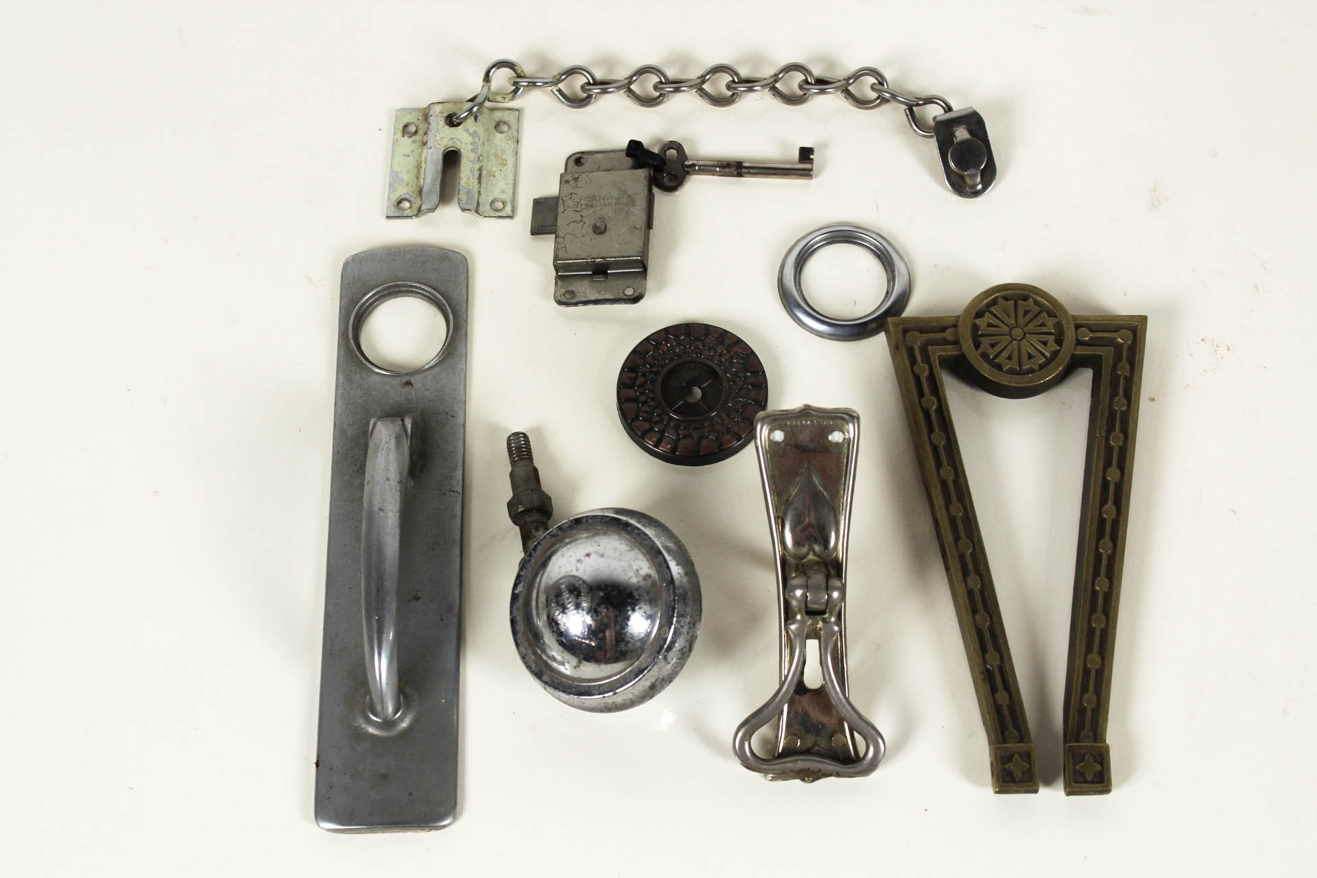 Various Hardware Renovators Paradise Vintage Hardware