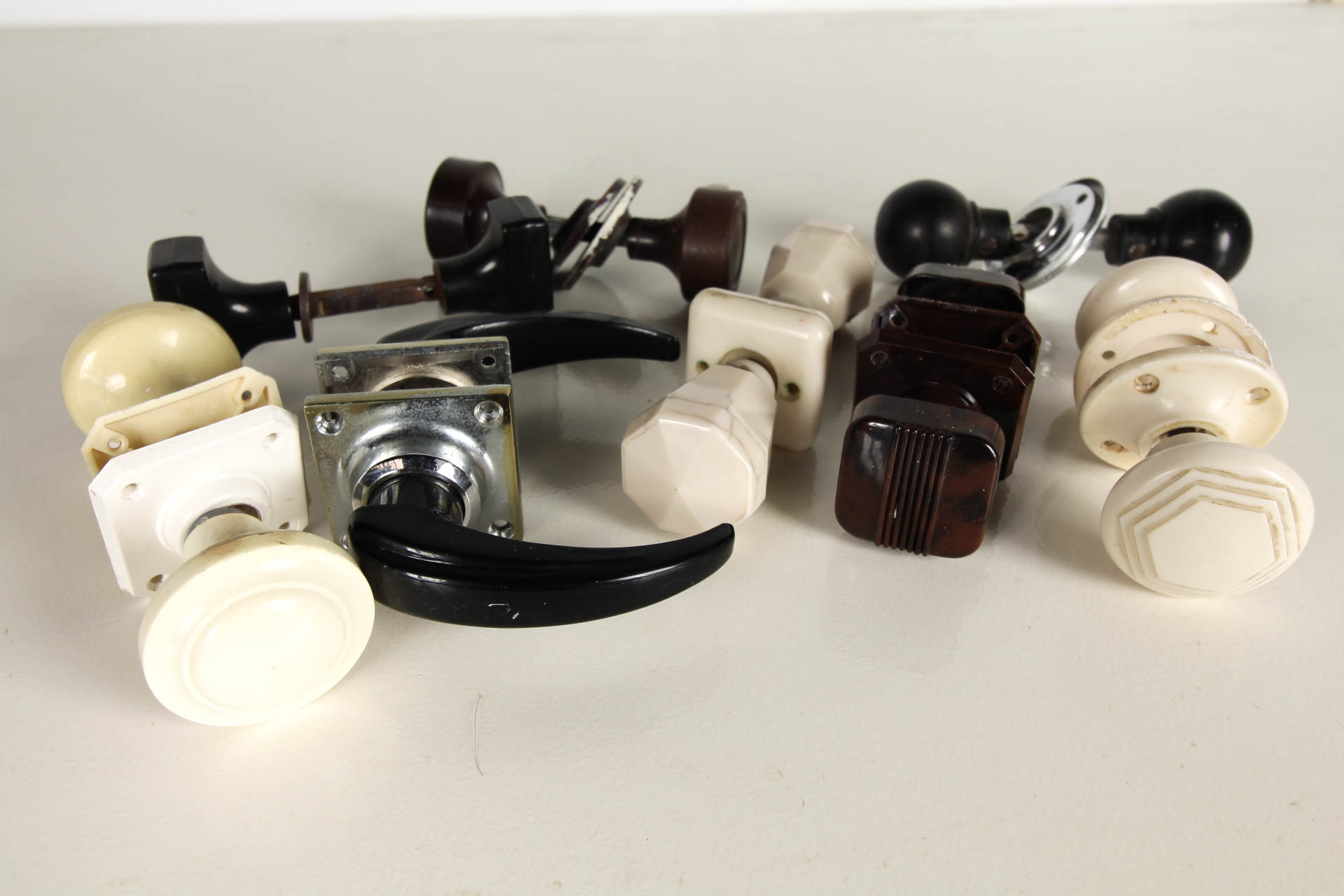 Bakelite Door Handles Renovators Paradise Recycled Handles