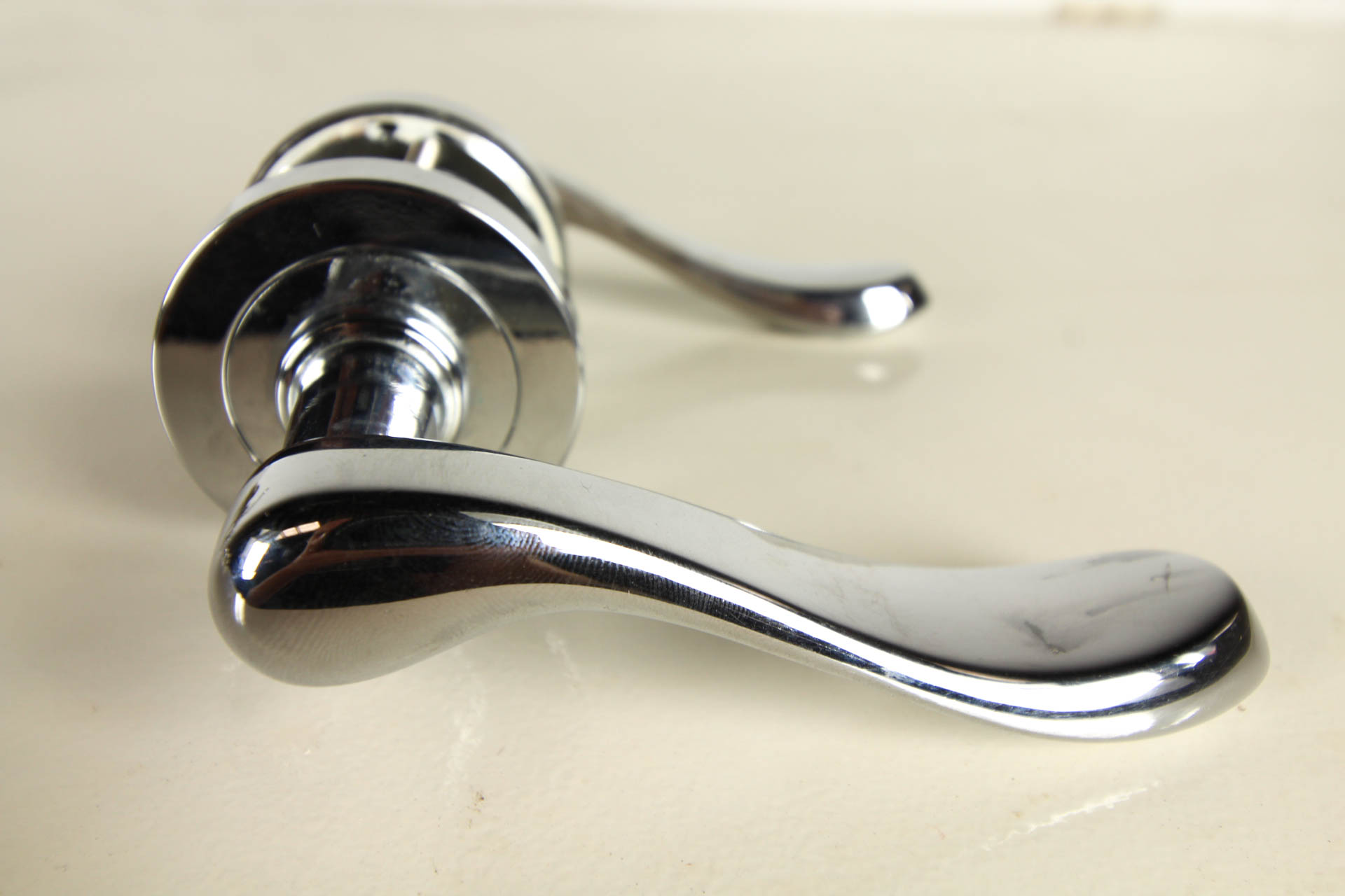 designer chrome kitchen door handles