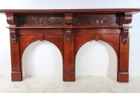 feature mantle