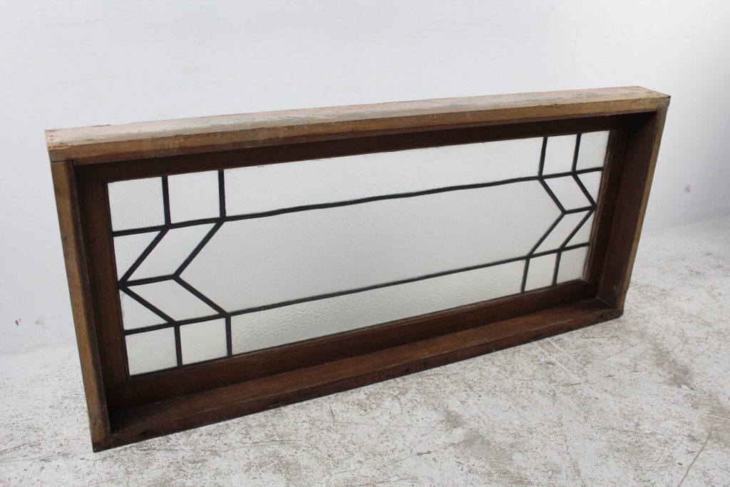 Bold Highlight Feature Window | Renovators Paradise Feature Window