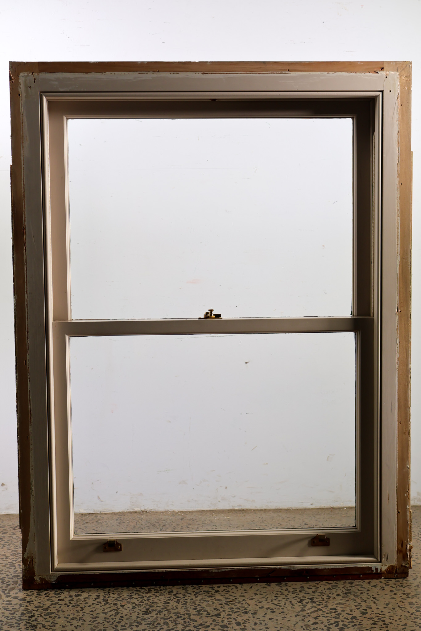 Neat Glass Sash Windows