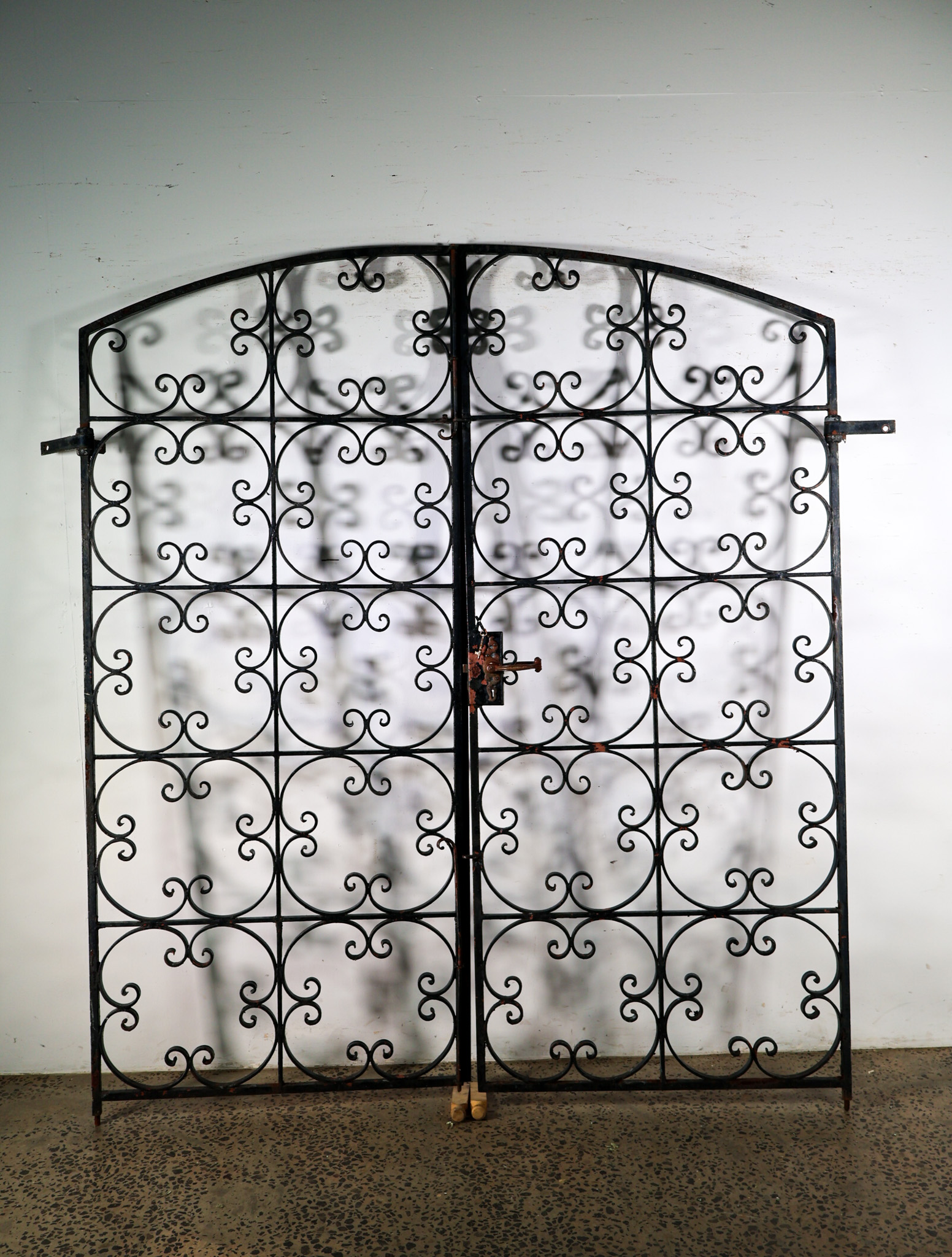 Arched Double Gate Set