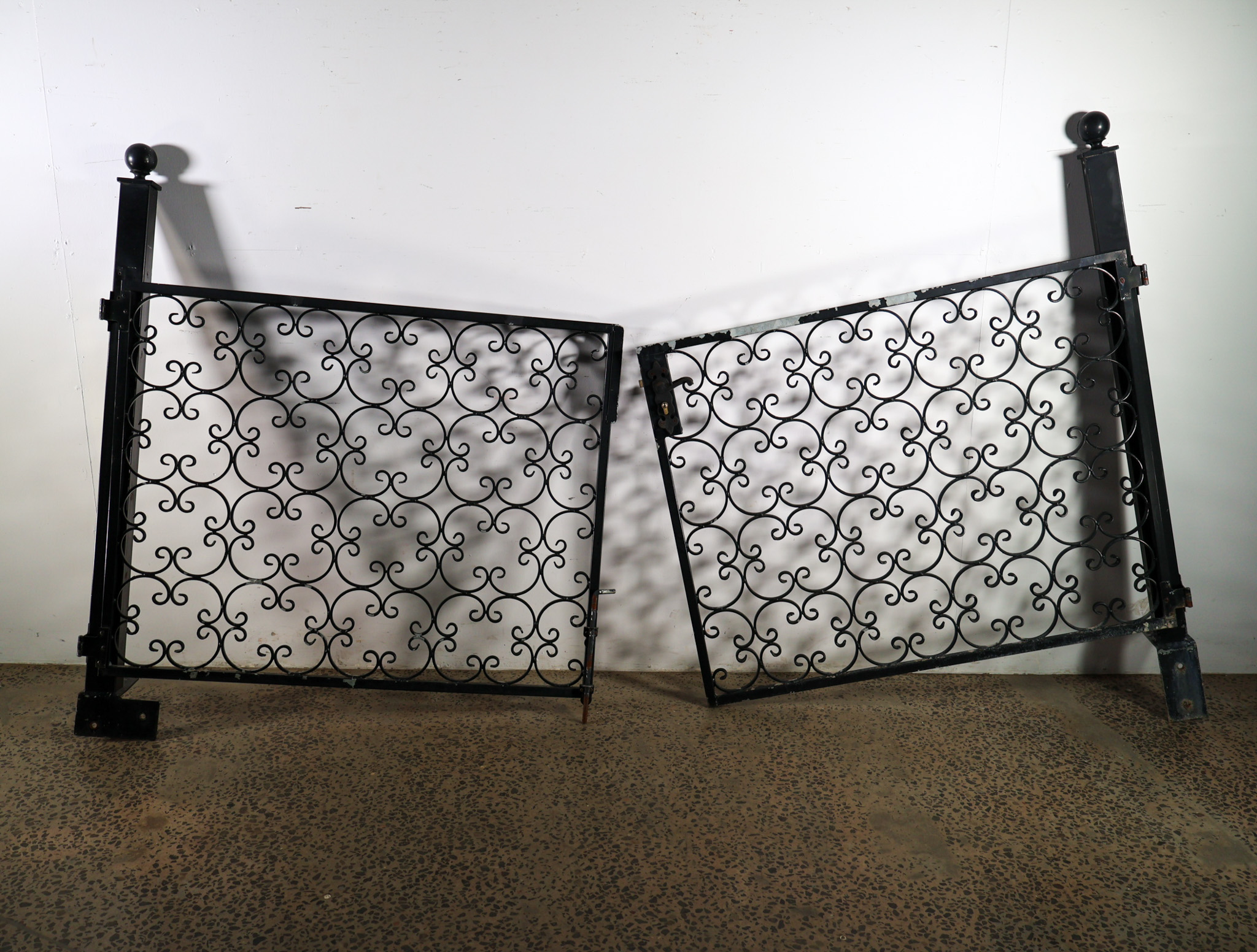 Ivanhoe Double Gate Set