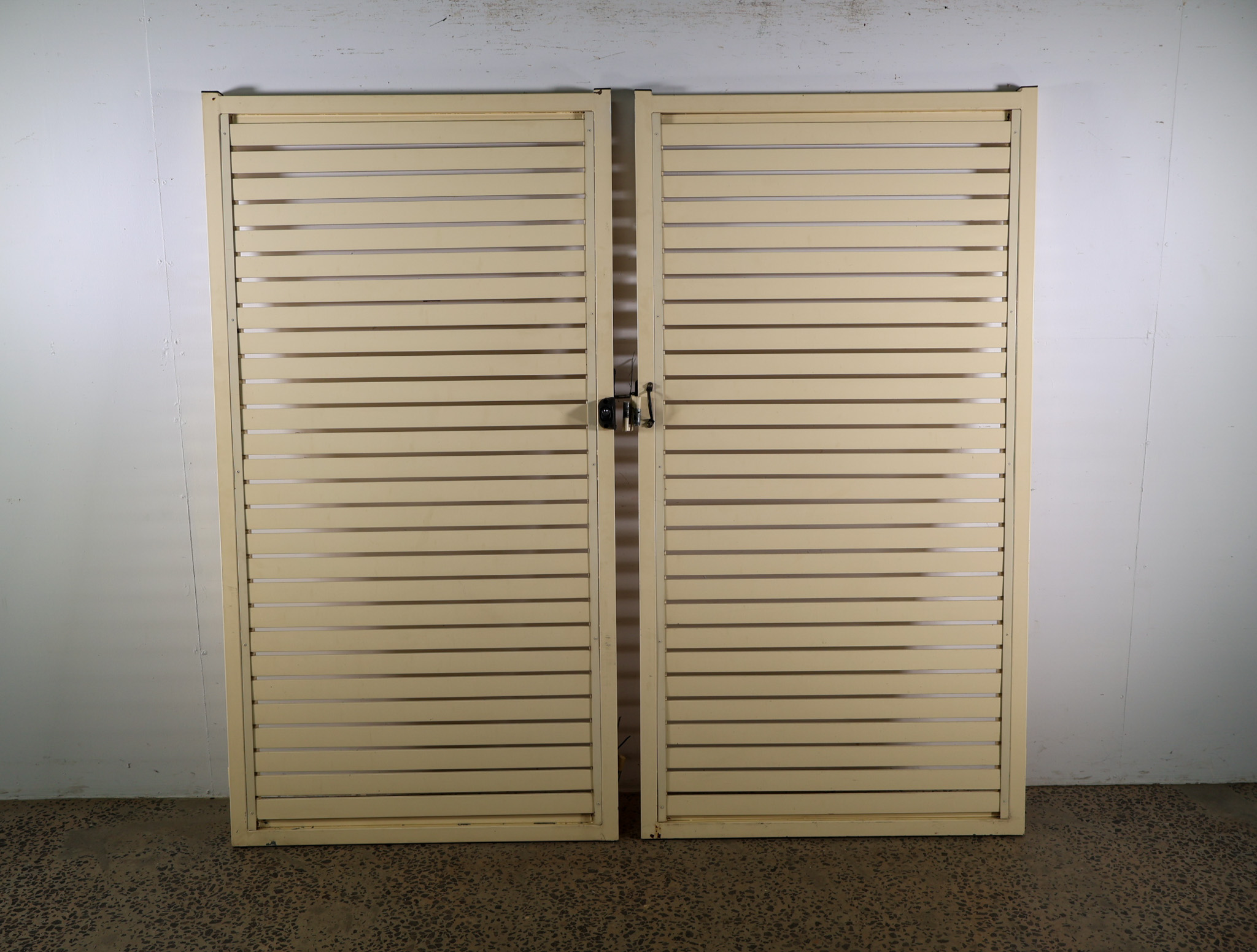 Pasco Vale Gate Set